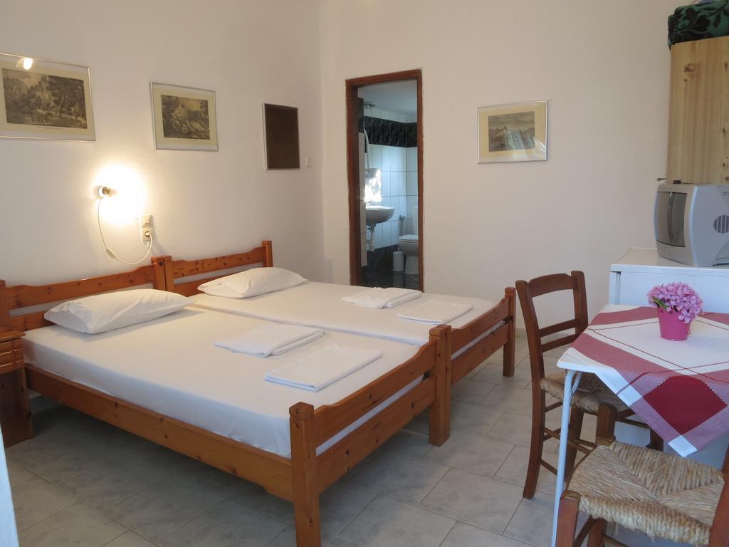 Panagiotis Apostoloudias Rooms Therma  Zimmer foto