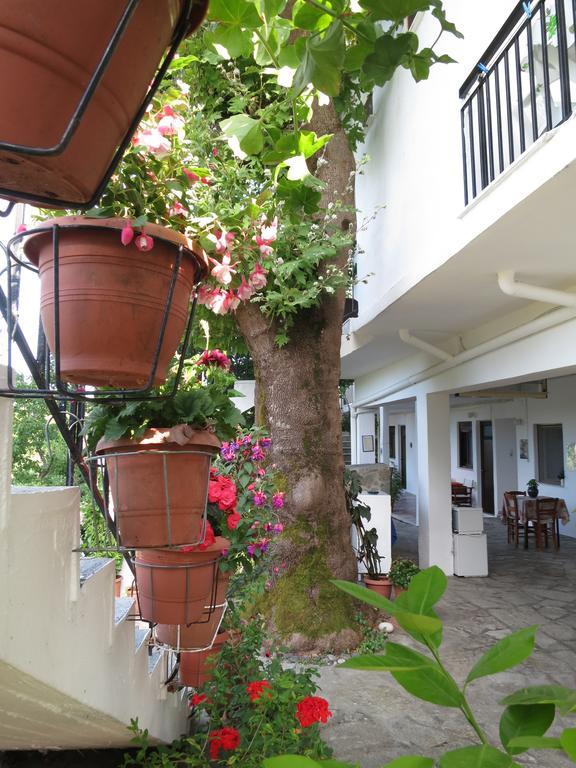 Panagiotis Apostoloudias Rooms Therma  Exterior foto